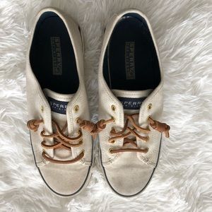 Sperry’s sneakers